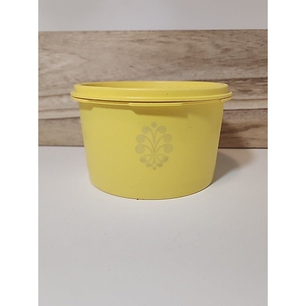Vintage Tupperware Yellow Canister w Cracked Lid and Emblem on front 1298-11